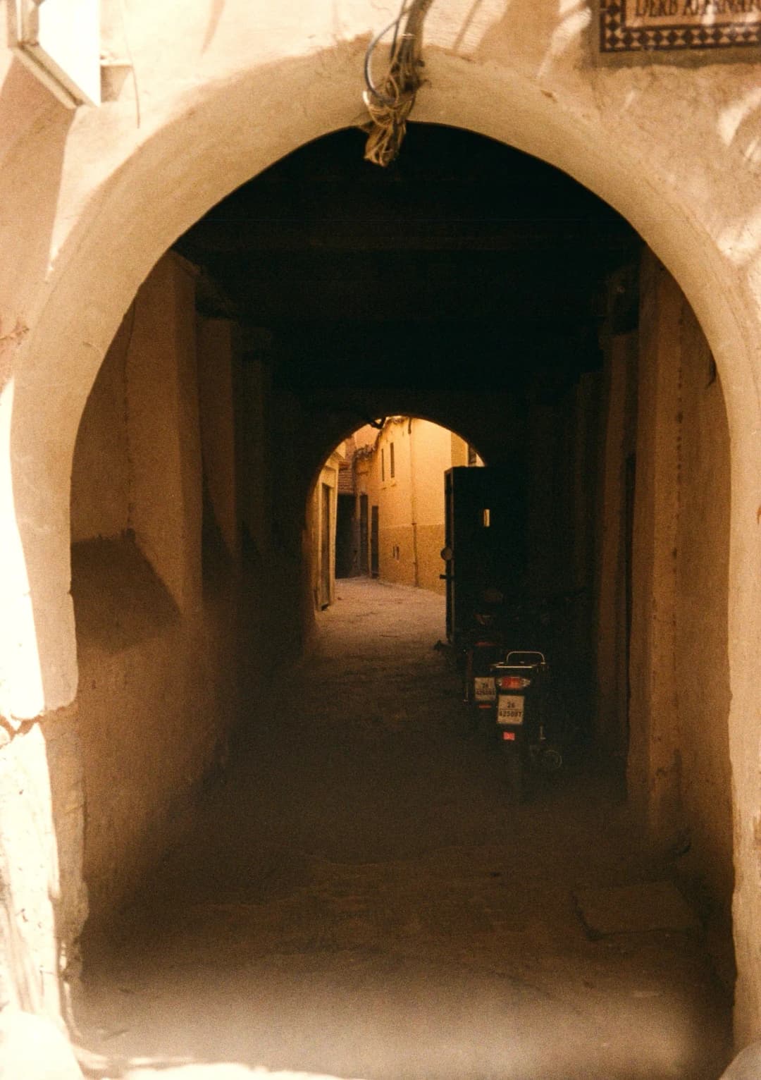 Film photograph from the 2025-08-marrakech gallery by Maxime Bodin