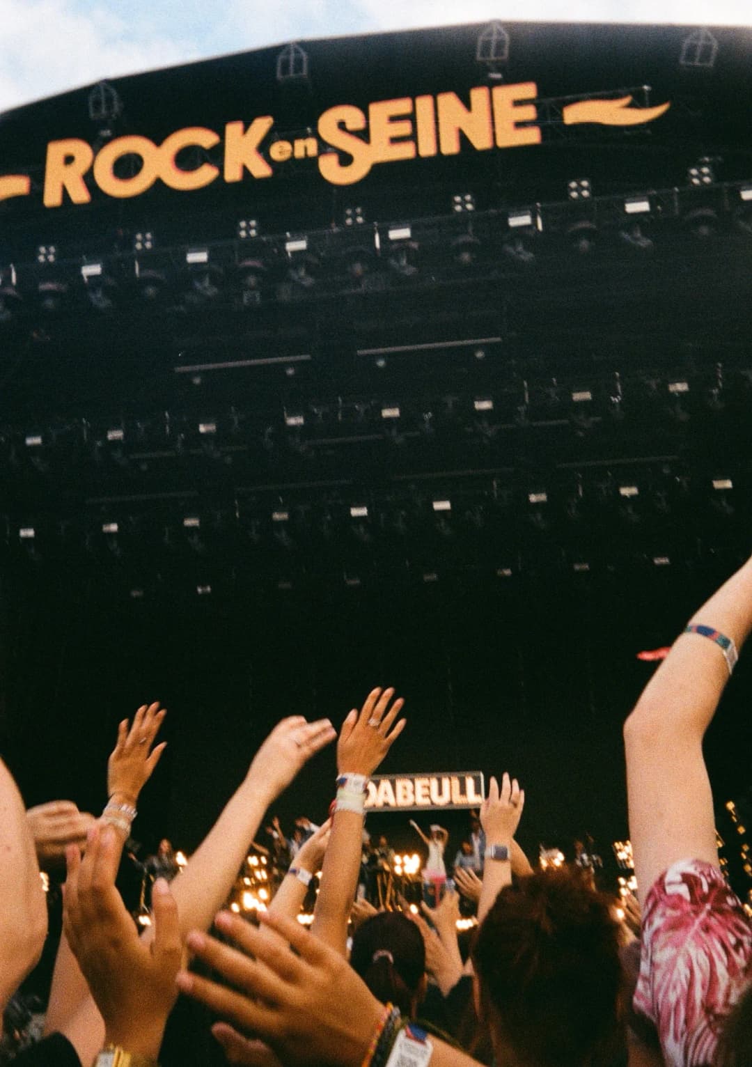 Film photograph from the 2025-08-rock-en-seine gallery by Maxime Bodin