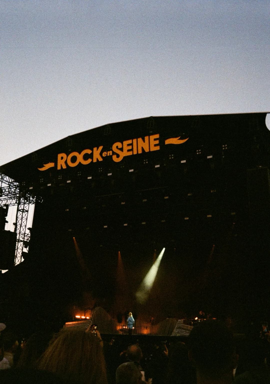 Film photograph from the 2025-08-rock-en-seine gallery by Maxime Bodin
