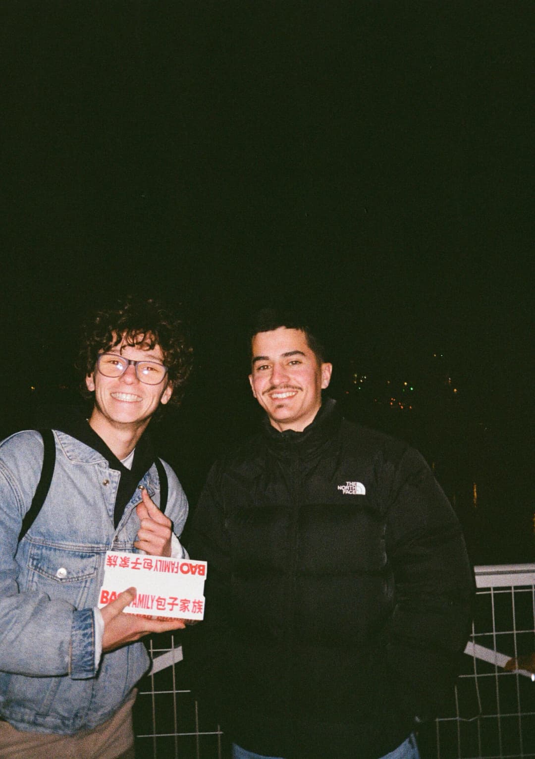 Film photograph from the 2025-11-paris gallery by Maxime Bodin