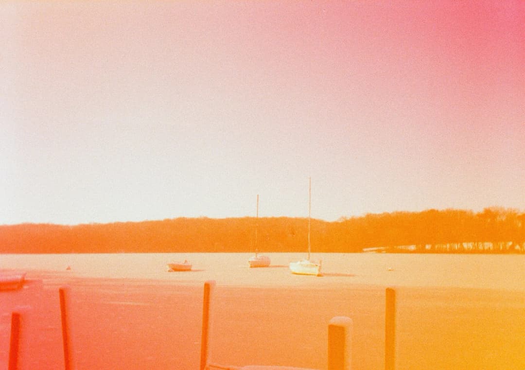 Film photograph from the 2026-01-piss-in-the-snow gallery by Maxime Bodin